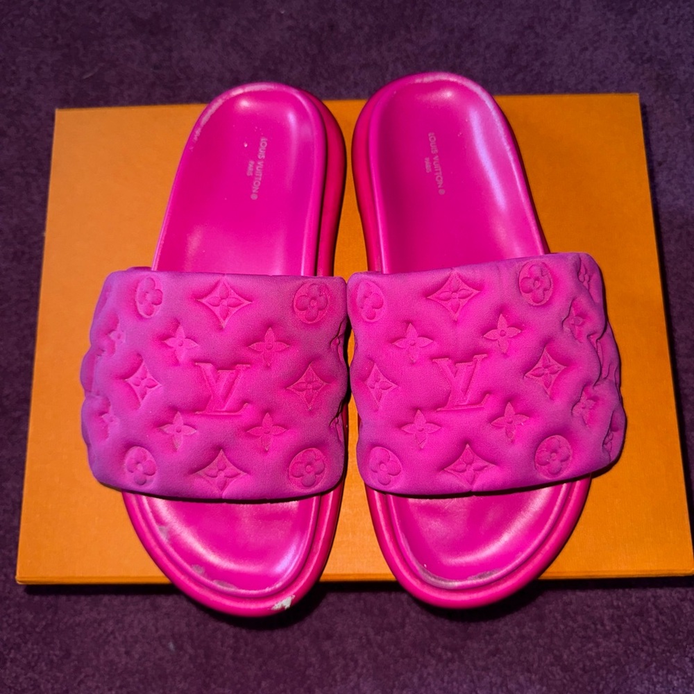 Louis Vuitton pink pool pillow comfort mule size 41